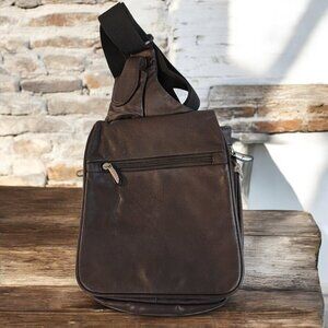 Travelon Crossbody Messenger-style Shoulder Bag - Perfect for Travelers